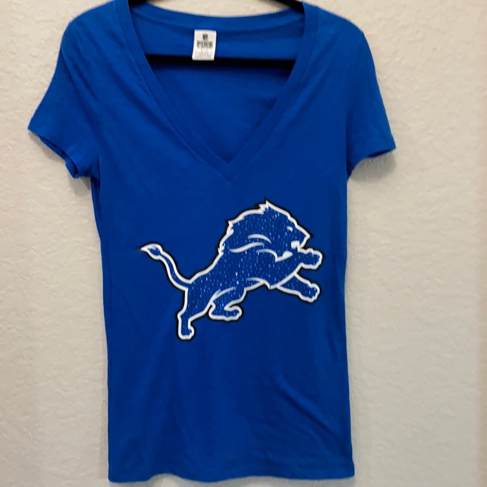 Pink by Victoria’s Secret t-shirt